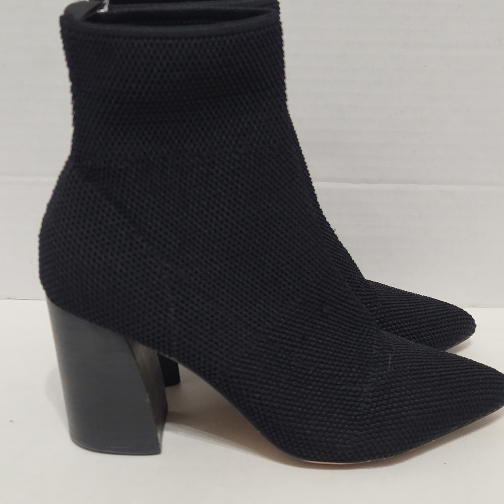 Steven X Steve Madden Knit Black Heeled Chic ankle Boots Barbiecore Sz8.5